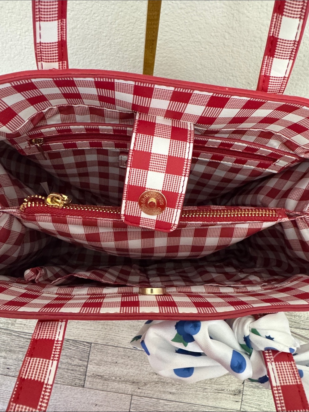 Betsey Johnson Red Gingham & Straw Tote NWT - Picture 7 of 10